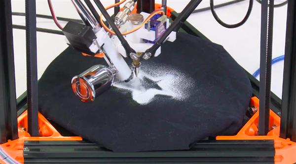 东京理工改进桌面3D打印机，用冰块打印小型结构和形状